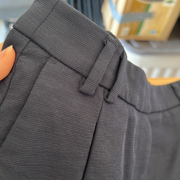 Gaucho capri navy pant - Picture 2 of 2